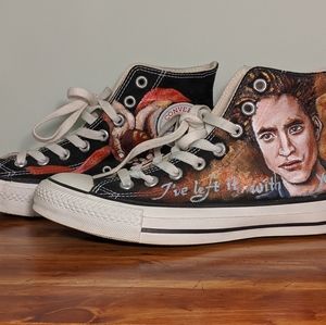 Twilight themed converse